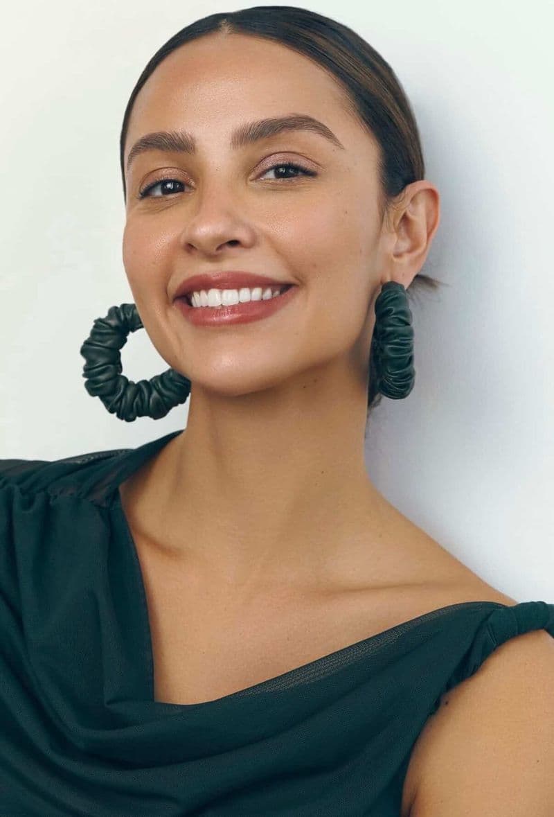 Professional teeth whitening at DENSTUDIO